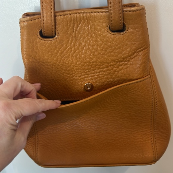 Vintage COACH Leather Shoulder Bag - Picture 4 of 15